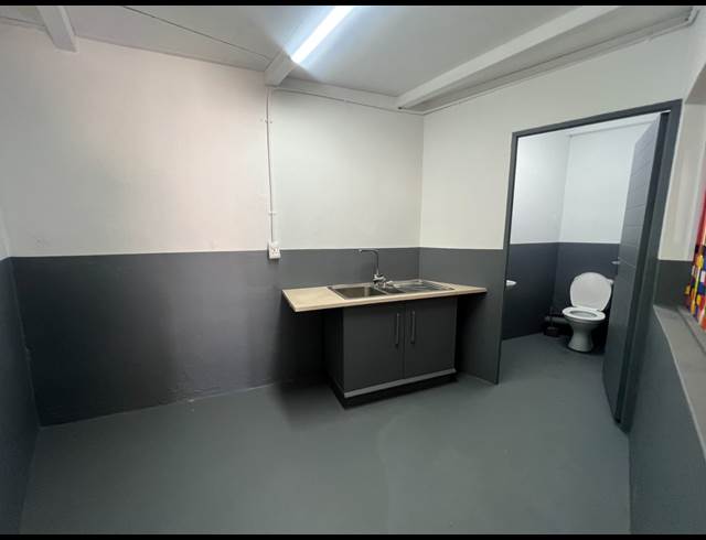 140M² MINI FACTORY TO LET IN ALRODE SOUTH