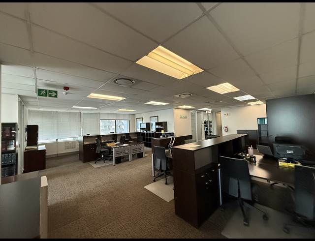 542M² OFFICE TO LET IN CAPE TOWN CITY CENTRE