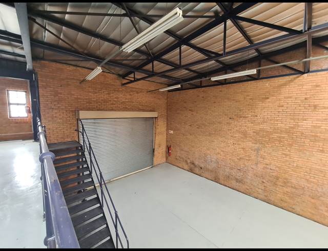 410M² WAREHOUSE TO LET IN ALLANDALE
