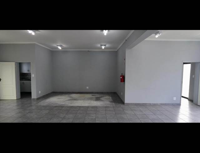 BUSINESS PROPERTY TO RENT IN HAZELDEAN