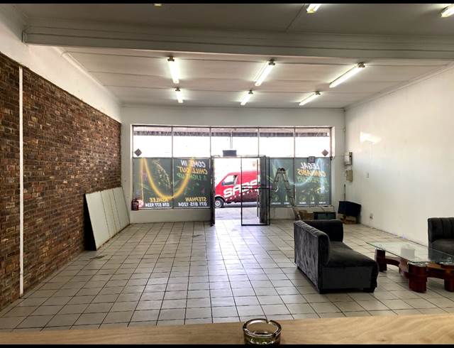 207M² BUSINESS TO LET IN POTCHEFSTROOM CENTRAL