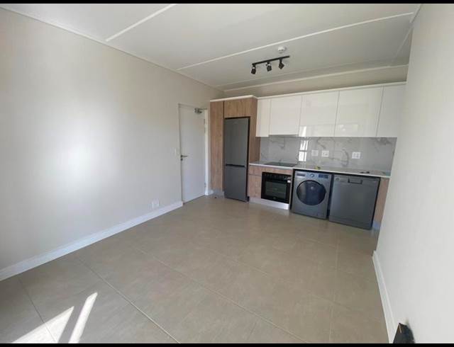 1 BEDROOM PROPERTY TO RENT IN RICHWOOD