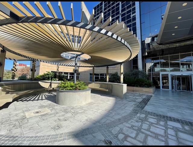 35M² OFFICE TO LET IN SANDTON CENTRAL