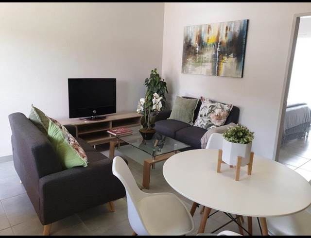 2 BEDROOM PROPERTY TO RENT IN LYNNWOOD