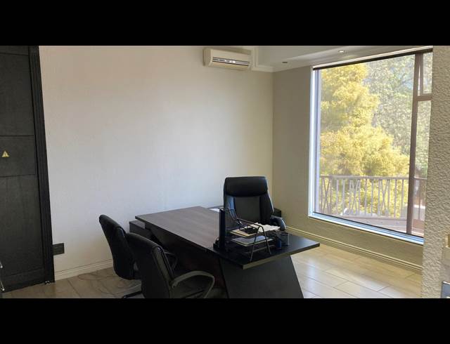 550M² OFFICE TO LET IN ROSEBANK