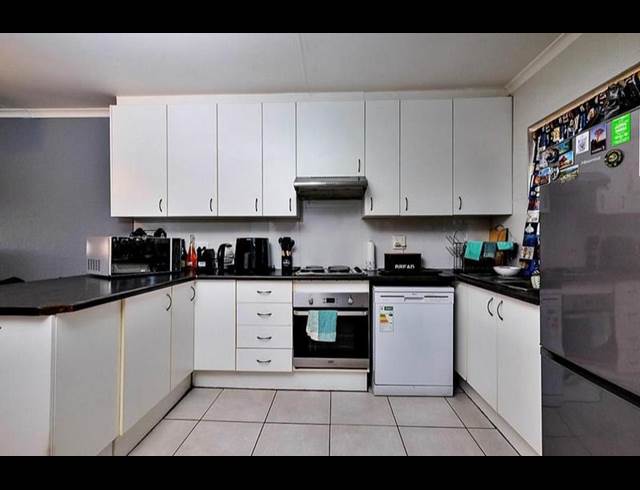 2 BEDROOM PROPERTY TO RENT IN WILROPARK