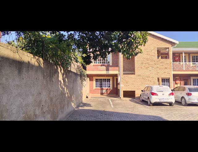 75M² OFFICE TO LET IN NELSPRUIT CENTRAL