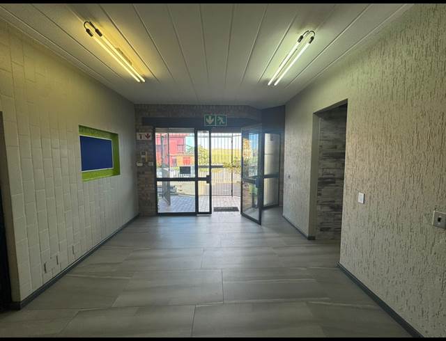 1,500M² WAREHOUSE TO LET IN AMALGAM