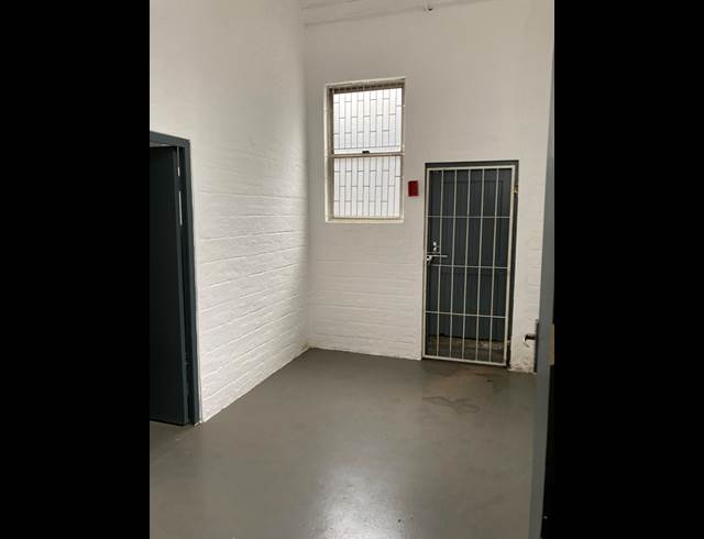 400M² WAREHOUSE TO LET IN WESTMEAD