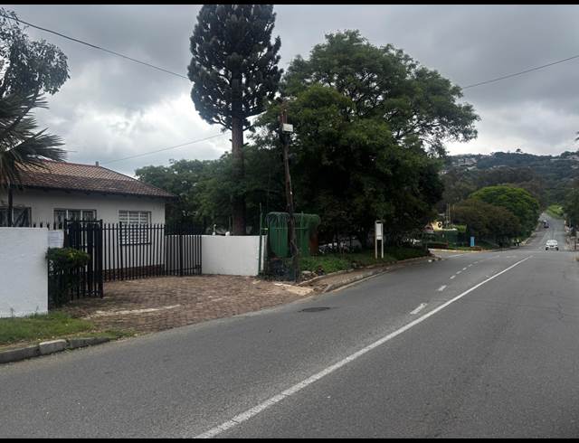 20M² MEDICAL SUITE TO LET IN ORANGE GROVE