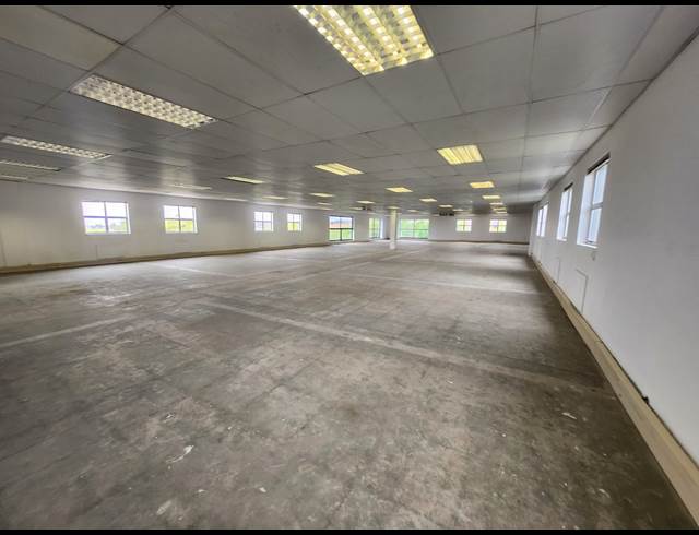 586M² OFFICE TO LET IN HALFWAY GARDENS
