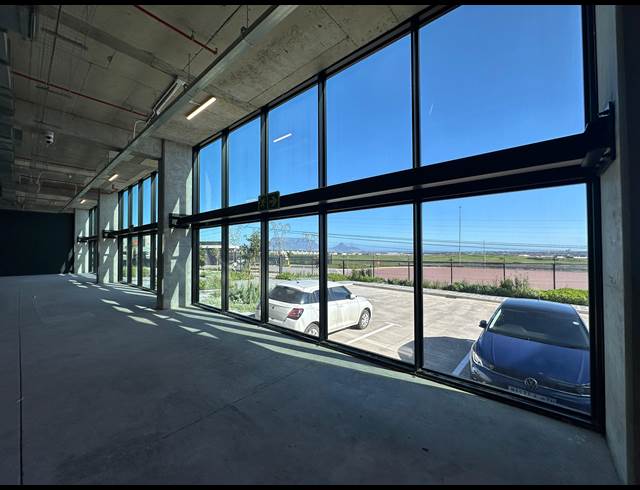 5,110M² WAREHOUSE TO LET IN ATLANTIC HILLS