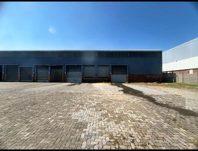 4,000M² WAREHOUSE TO LET IN JET PARK