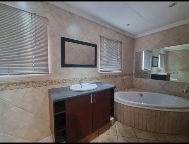 3 BEDROOM HOUSE TO LET IN RISIVILLE
