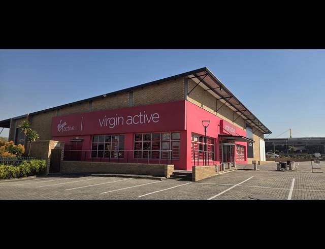 1,526M² RETAIL TO LET IN RIVERSIDE PARK
