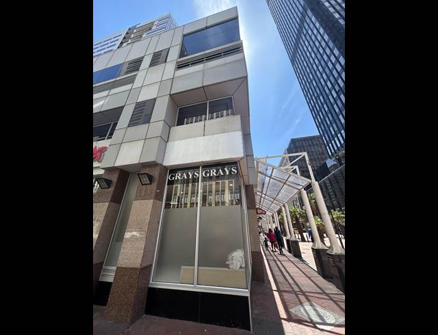 72M² BUILDING TO LET IN CAPE TOWN CITY CENTRE
