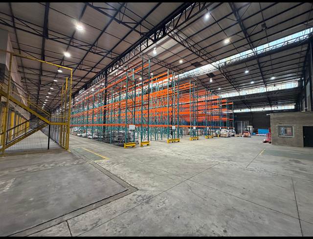 7,988M² WAREHOUSE TO LET IN RANDJESPARK