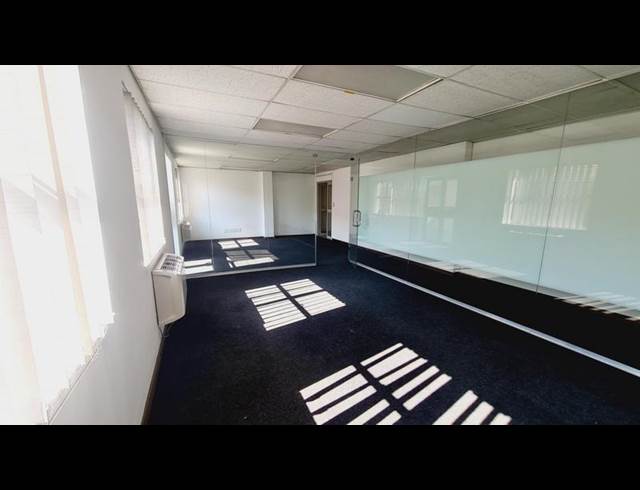 BUSINESS PROPERTY TO RENT IN MENLYN