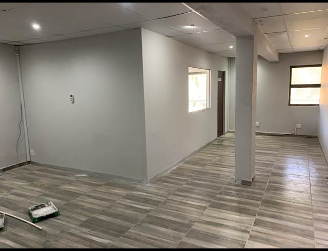 57M² OFFICE TO LET IN ELDORAIGNE