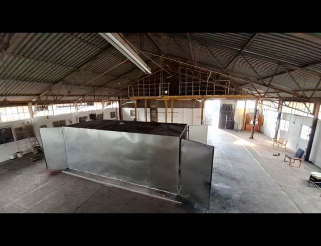 850M² WAREHOUSE TO LET IN KEW