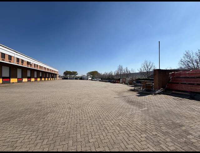 7,988M² WAREHOUSE TO LET IN RANDJESPARK