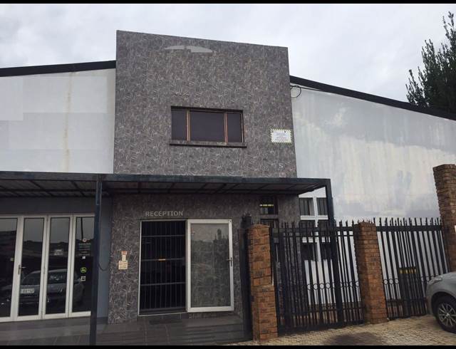 500M² WORKSHOP TO LET IN MEADOWDALE
