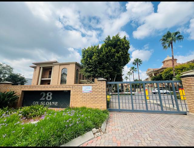 301M² OFFICE TO LET IN BRYANSTON
