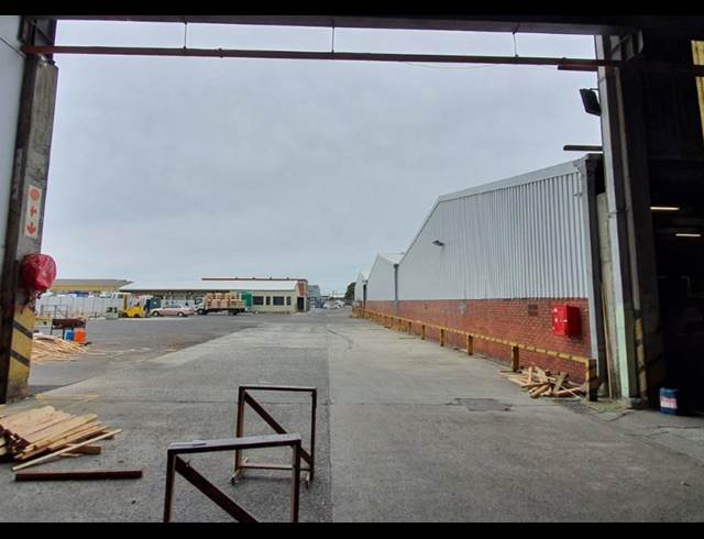 3,909M² WAREHOUSE TO LET IN EPPING INDUSTRIAL
