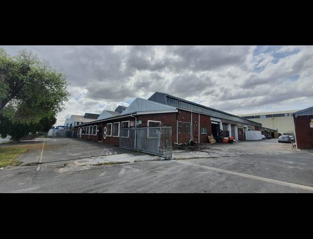643M² WAREHOUSE TO LET IN EPPING INDUSTRIAL