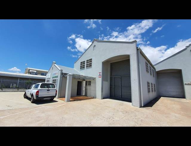 234M² BUILDING TO LET IN AIRPORT INDUSTRIA
