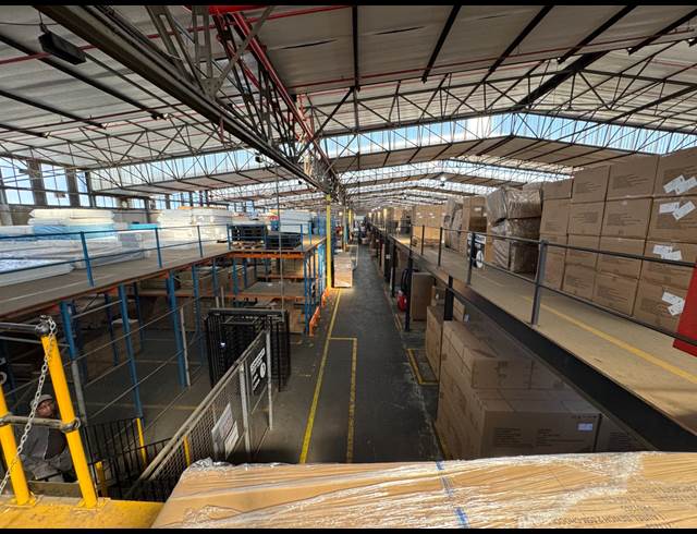 19,369M² WAREHOUSE TO LET IN STORMILL