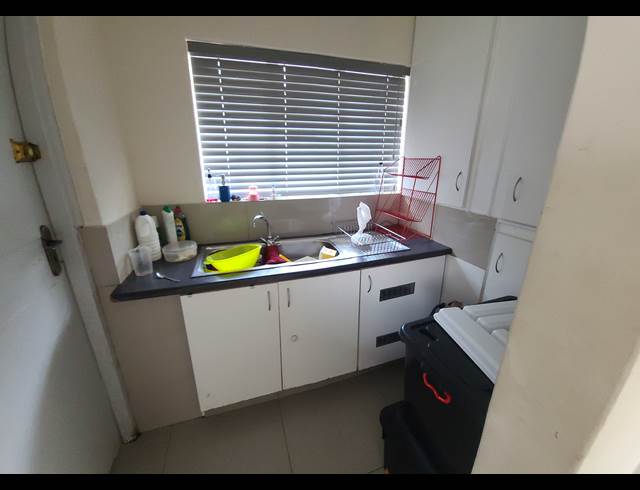 3 BEDROOM FREESTANDING TO LET IN SANDRINGHAM