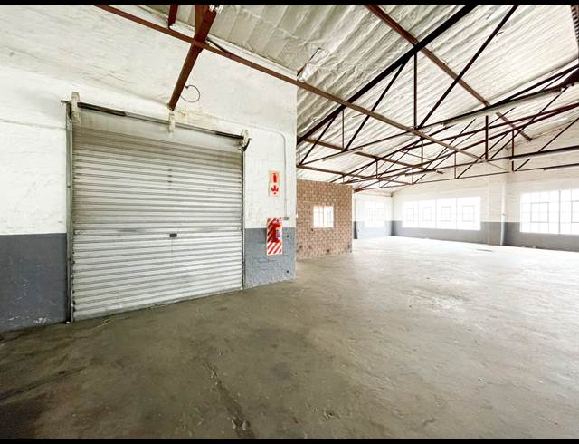 375M² WAREHOUSE TO LET IN NEW GERMANY