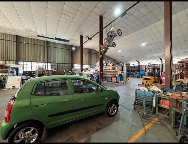 1,313M² WAREHOUSE TO LET IN ROBERTVILLE