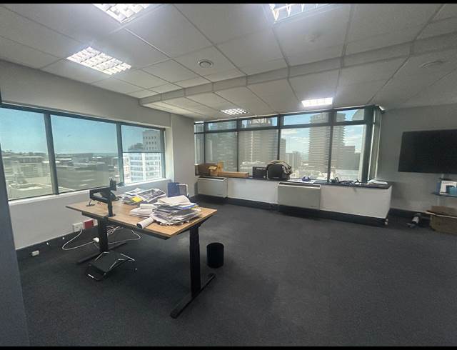 416M² BUILDING TO LET IN CAPE TOWN CITY CENTRE