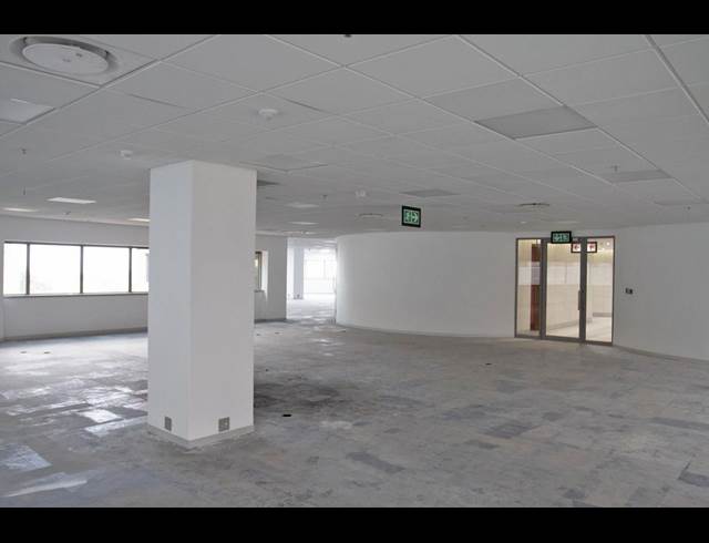 539M² OFFICE TO LET IN SANDTON CENTRAL