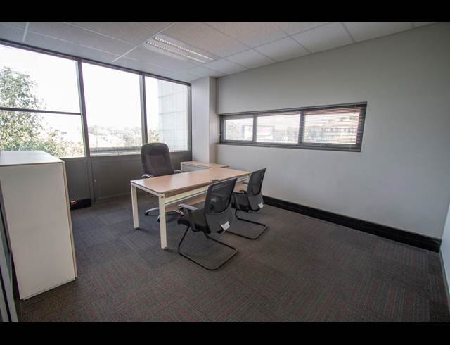 1,388M² OFFICE TO LET IN SANDTON CENTRAL