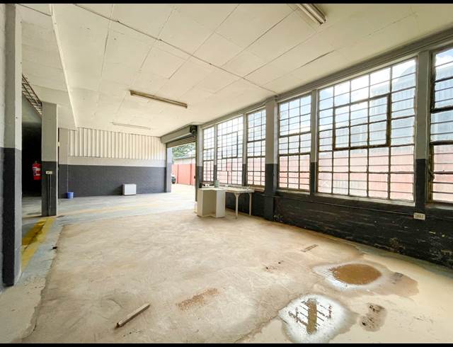 466M² WAREHOUSE TO LET IN NEW GERMANY
