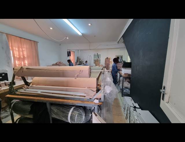 250M² MINI FACTORY TO LET IN SALT RIVER