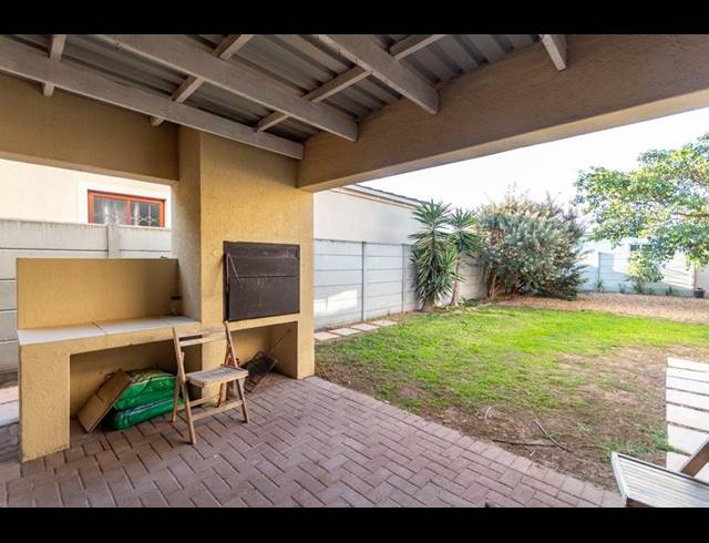 3 BEDROOM FREESTANDING TO LET IN PARKLANDS