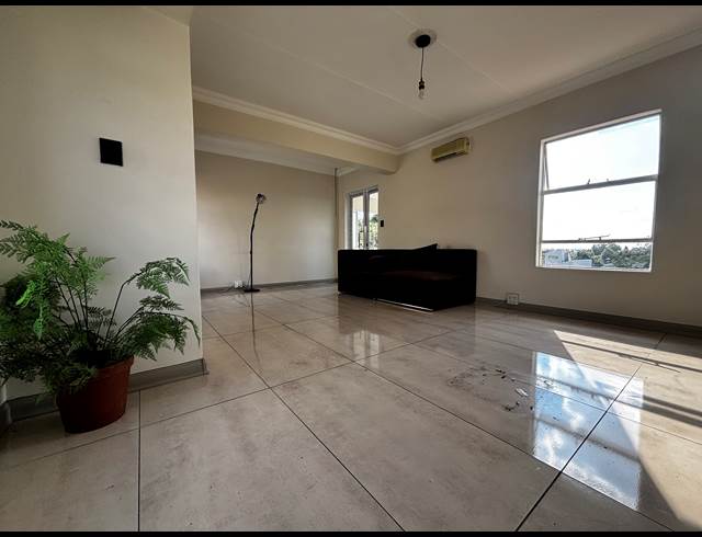 2 BEDROOM APARTMENT TO LET IN MORNINGSIDE