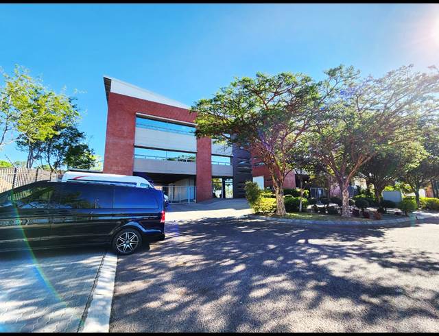 227M² OFFICE TO LET IN CARLSWALD