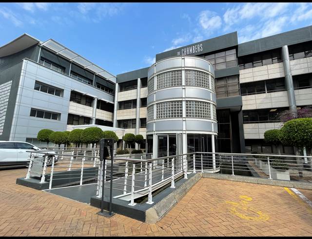 712M² OFFICE TO LET IN SANDTON CENTRAL