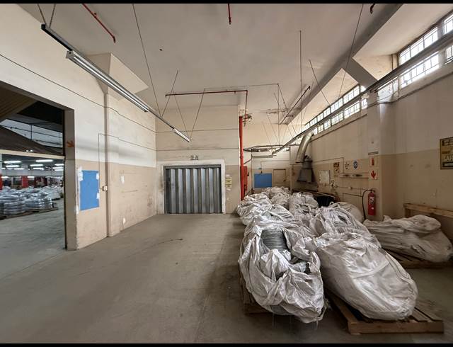 11,000M² WAREHOUSE TO LET IN MOBENI