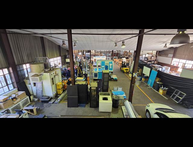 1,313M² WAREHOUSE TO LET IN ROBERTVILLE