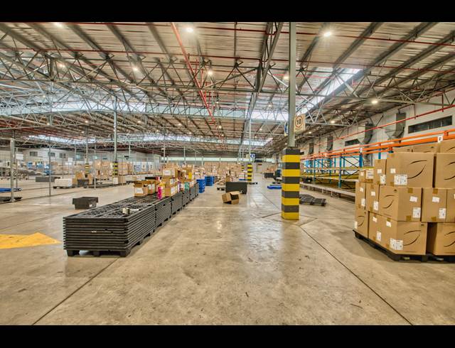 10,000M² WAREHOUSE TO LET IN RIVERHORSE VALLEY