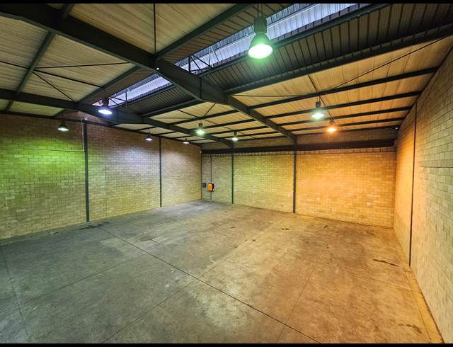 518M² WAREHOUSE TO LET IN LINBRO PARK