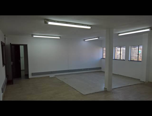 428M² WAREHOUSE TO LET IN MEADOWDALE