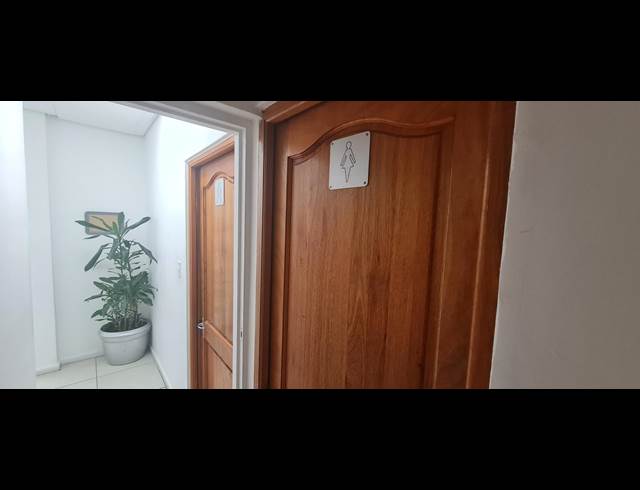 73M² MEDICAL SUITE TO LET IN OBSERVATORY