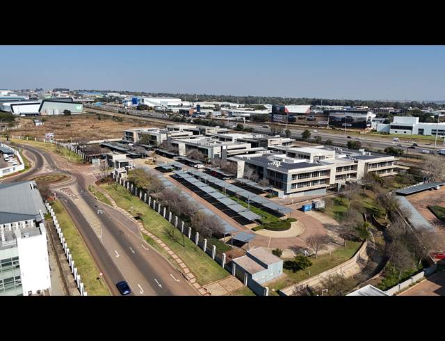 148.10M² OFFICE TO LET IN ECO PARK ESTATE